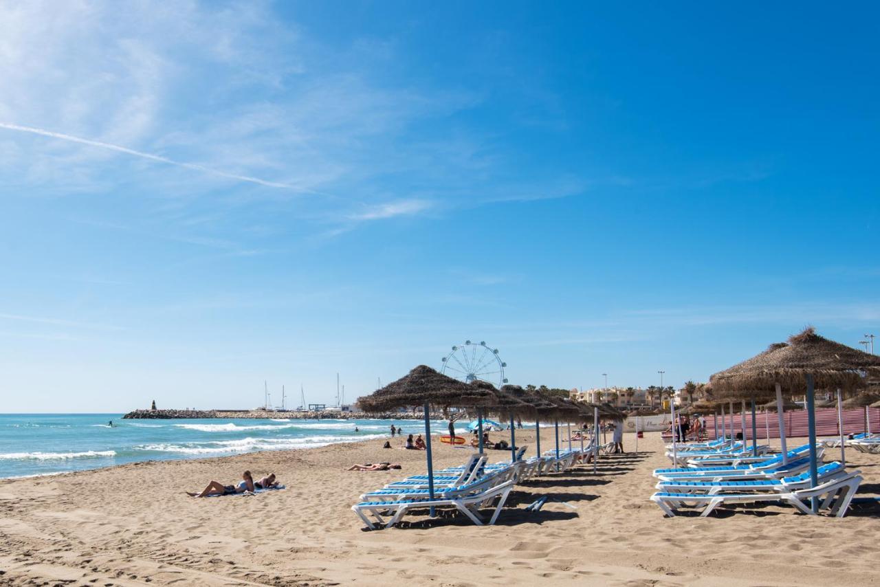 Aloha Puerto Private Apartment 1St Line Carihuela Beach Torremolinos Bagian luar foto