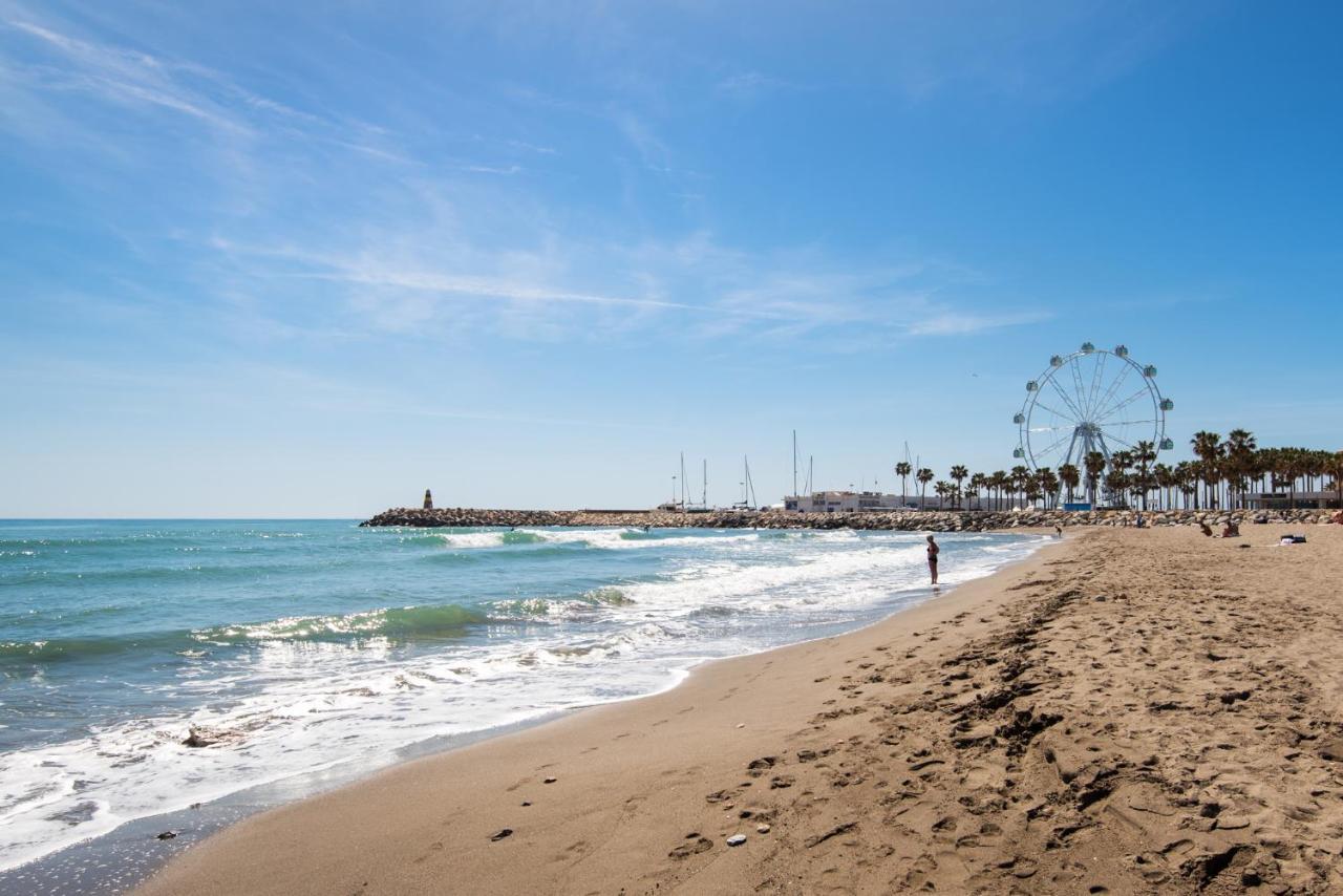 Aloha Puerto Private Apartment 1St Line Carihuela Beach Torremolinos Bagian luar foto