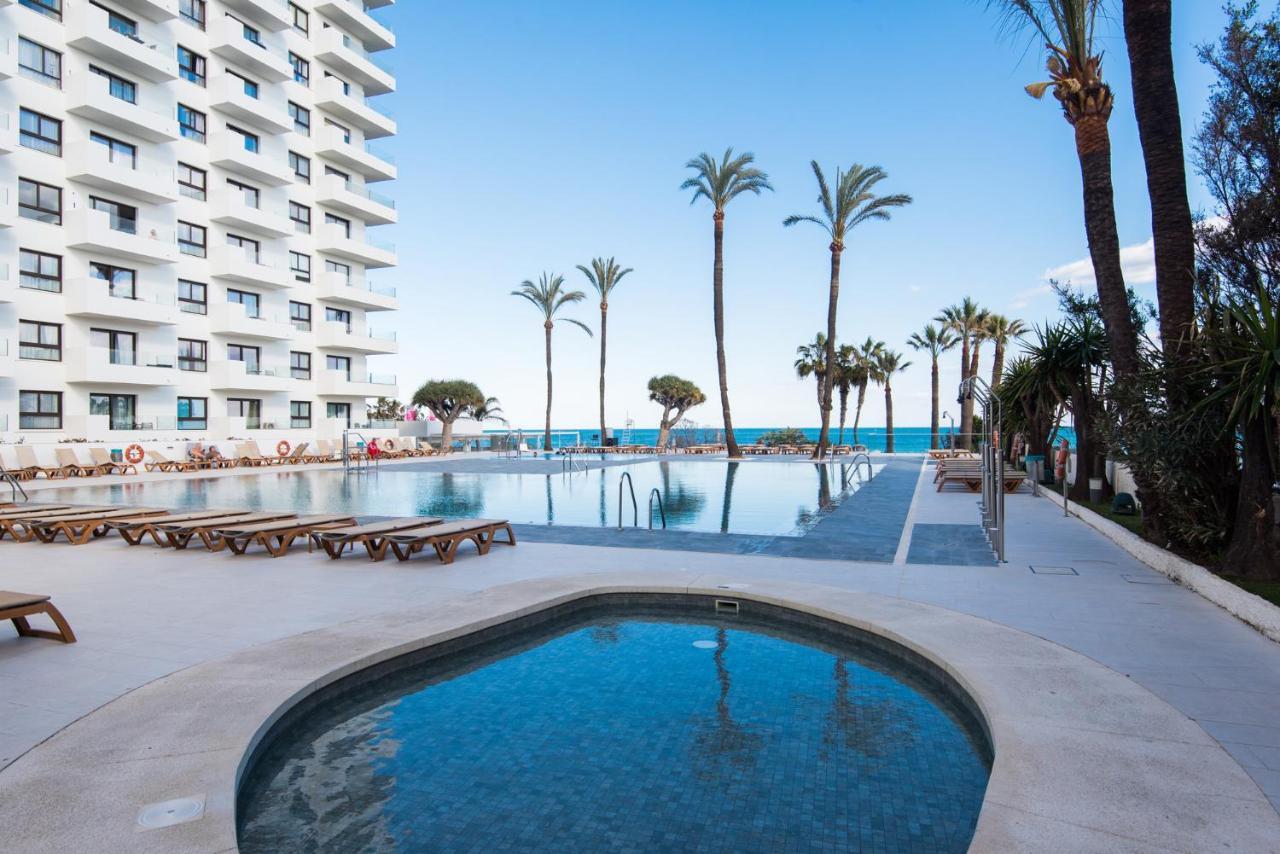 Aloha Puerto Private Apartment 1St Line Carihuela Beach Torremolinos Bagian luar foto
